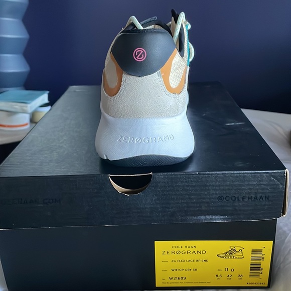 NIB Cole Haan Zerogrand Flex shoes! Size 11 - Picture 3 of 3